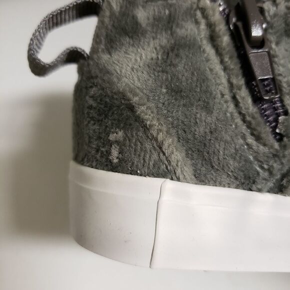 Capelli New York Toddler Fashion Bow Side Zip Sneakers Size 5 - Picture 3 of 9